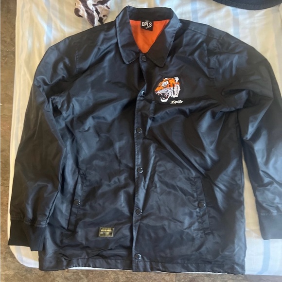 Coach Jacket - Picture 1 of 3